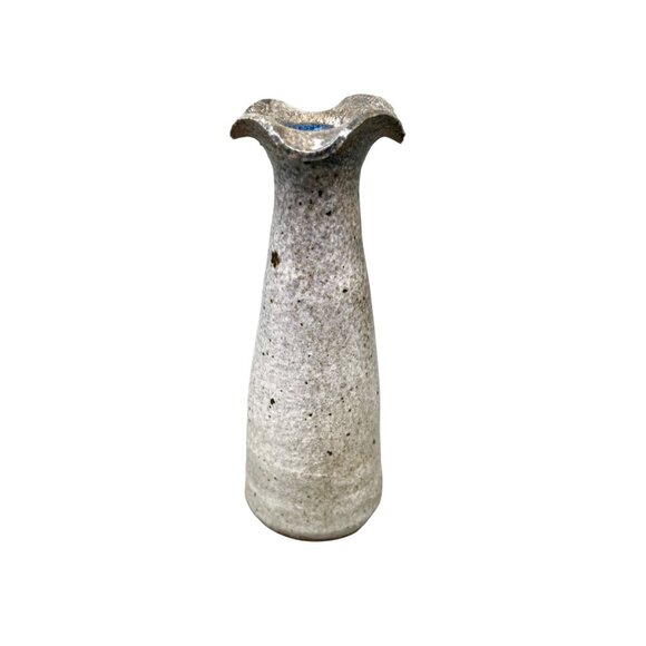 Studio Stoneware Pottery Vase With Fluted Top Grey Speckled Brutalist Style - Picture 1 of 6